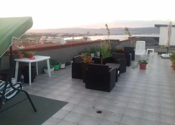 Alexandrov Апартамент Несебър