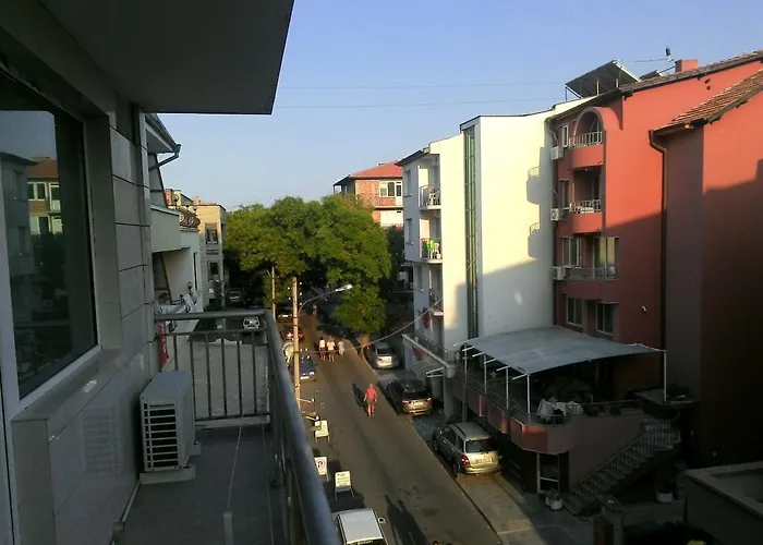 Alexandrov Апартаменты *